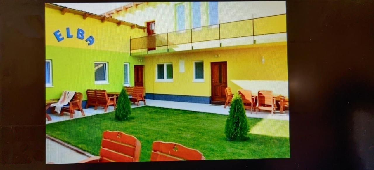 Apartmany Elba Veľký Meder Eksteriør bilde